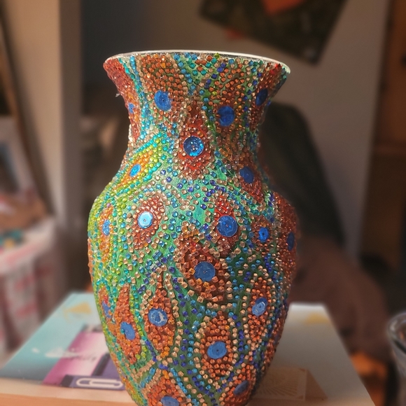 Beaded glass vase - Picture 2 of 2